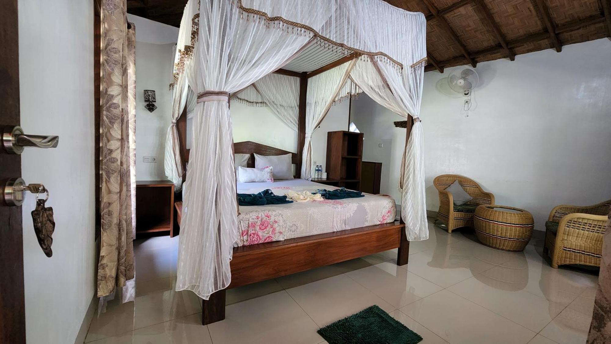 Sam'S Bungalows And Treks Bukit Lawang Exterior foto