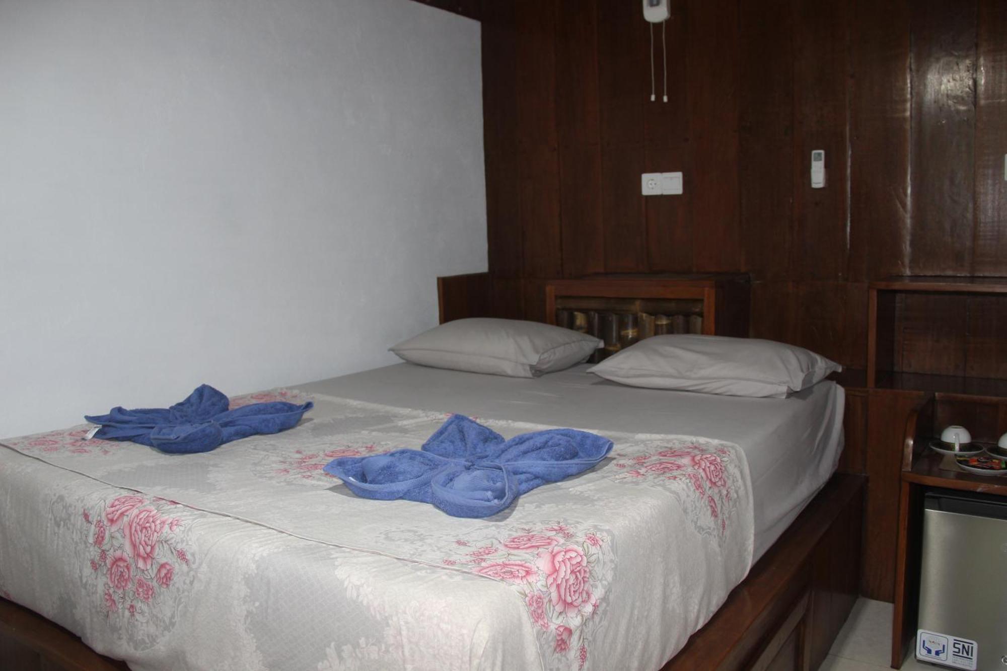 Sam'S Bungalows And Treks Bukit Lawang Exterior foto