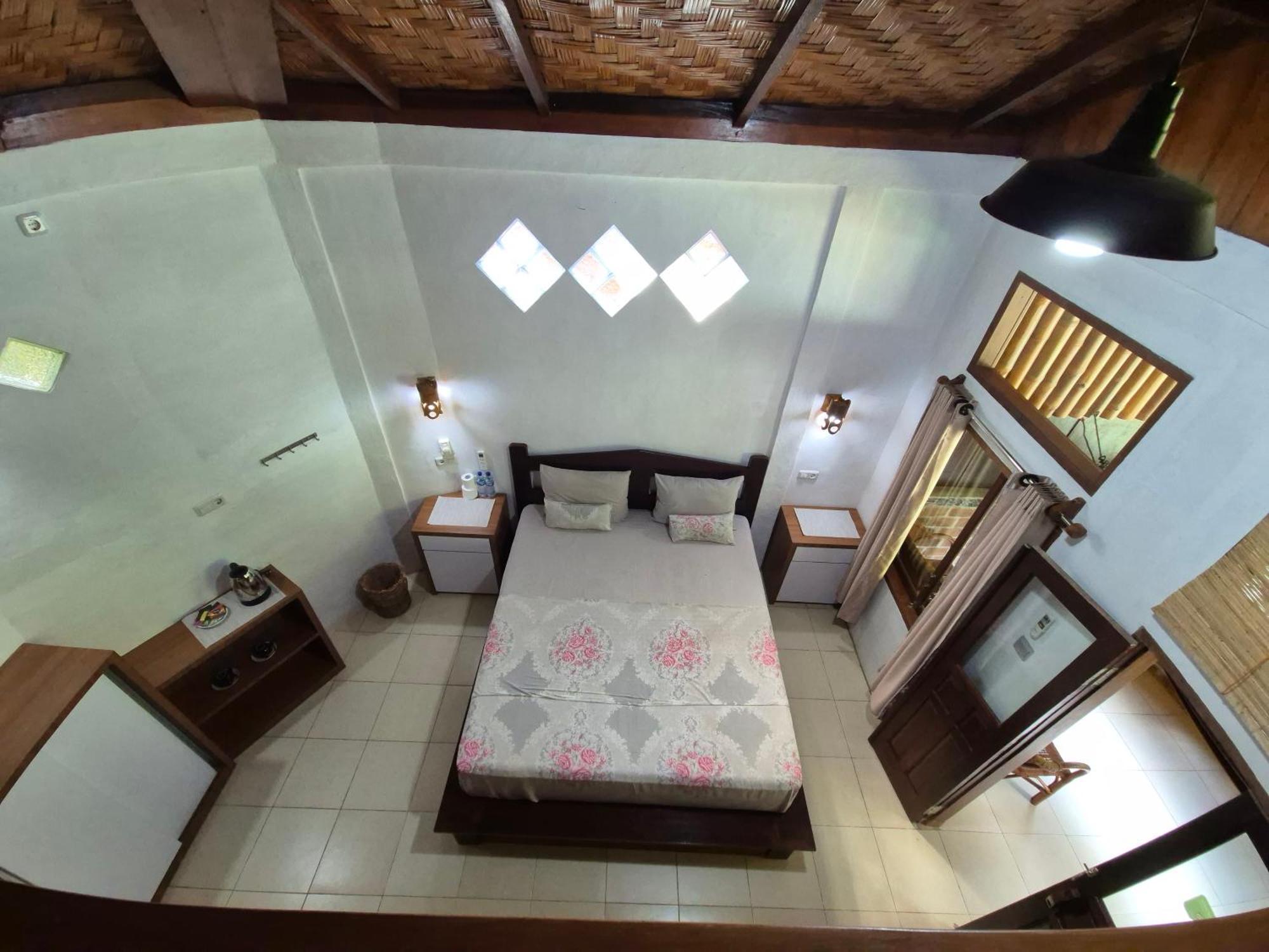 Sam'S Bungalows And Treks Bukit Lawang Exterior foto